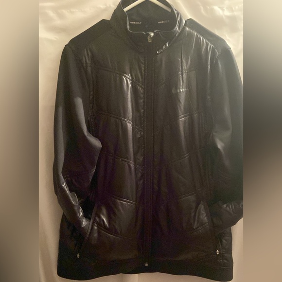 COPY - Ladies XL Nike Golf jacket in black - Picture 8 of 9